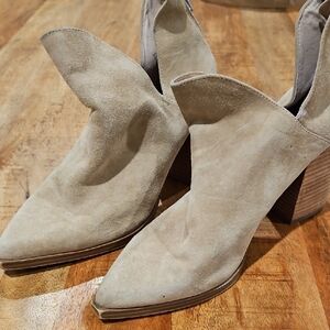 Steve Madden Beige Suede Heeled Boots